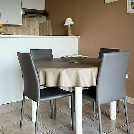 Superbe Studio Avec Une Magnifique Vue Sur La Mer. De Panne Ngoại thất bức ảnh