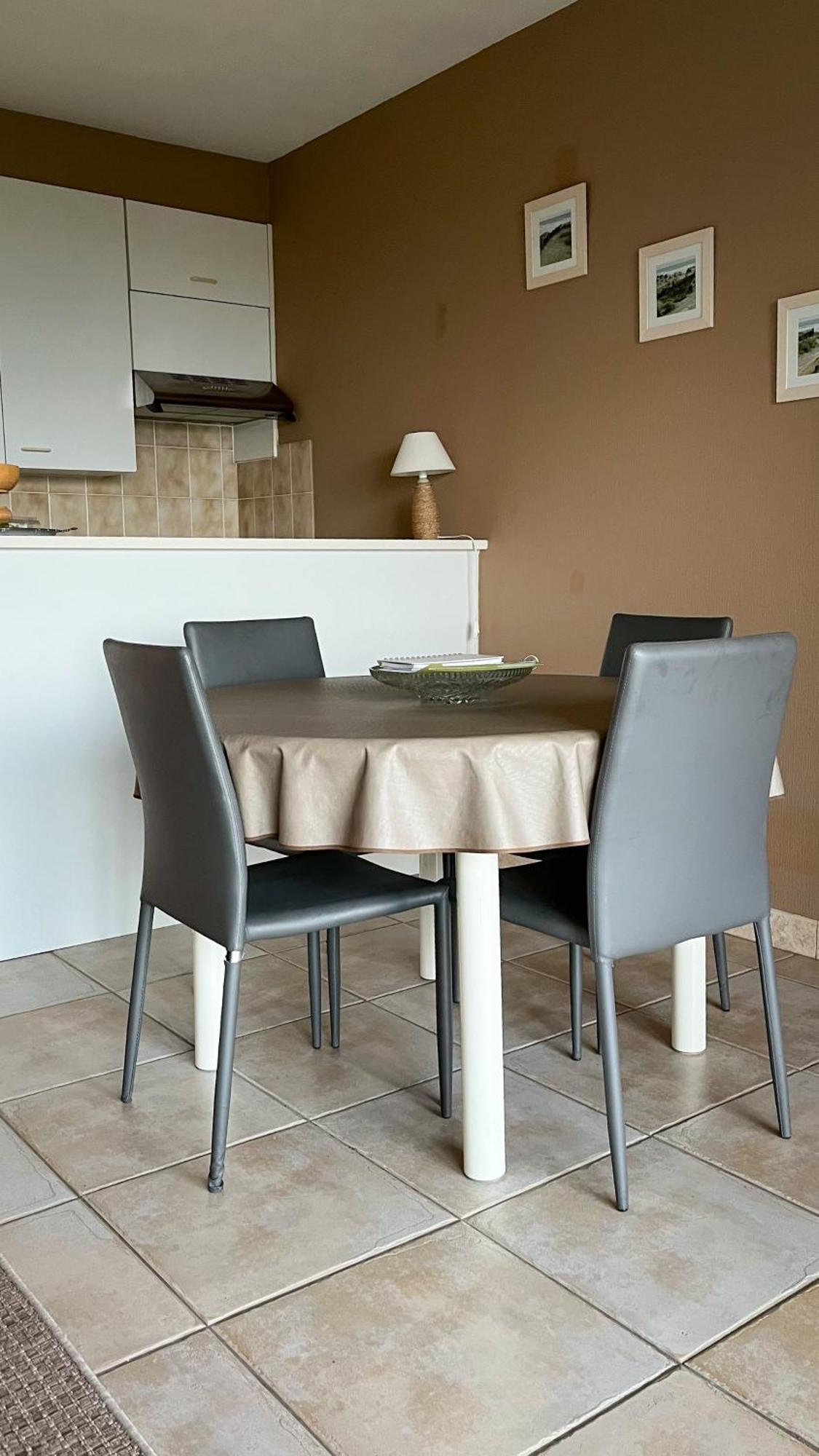 Superbe Studio Avec Une Magnifique Vue Sur La Mer. De Panne Ngoại thất bức ảnh